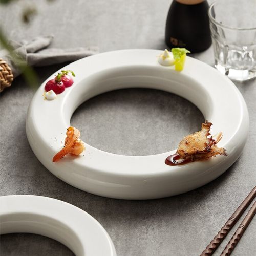 Chinese Circle Ceramic Plate