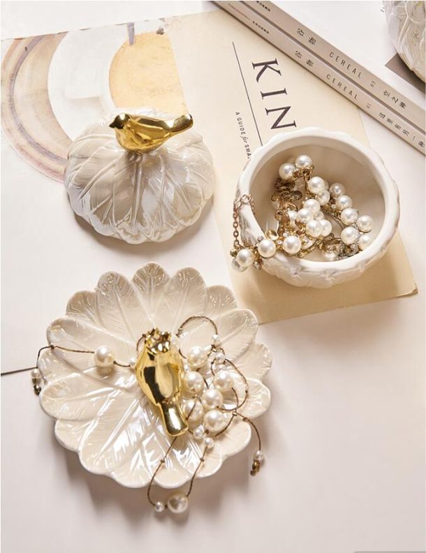 Style it Right Ceramic Jewelry Box