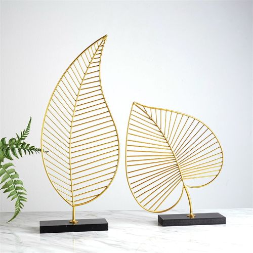 Creative Golden Leaf Decor