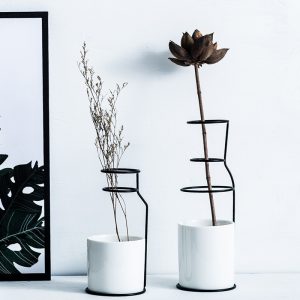 Minimal Flower Vase