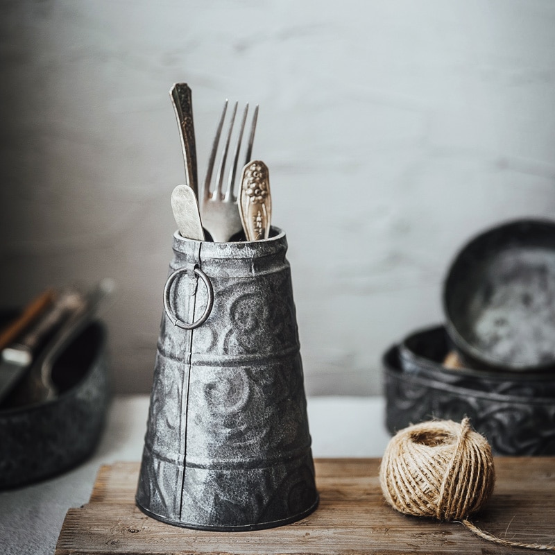 European Style Iron Tableware - Image 4