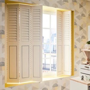 A Decoration In Harmony: windows
