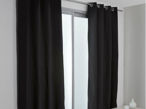 Install Thermal Curtains: Your Insulated Openings On Demand