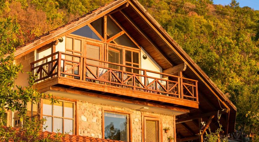 A Cabin Like Robinson