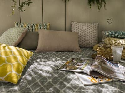 pillow layout ideas