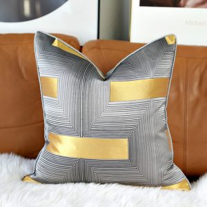 Gilded Jacquard Pillow Case
