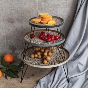 Embossed Round Iron Tray Rack