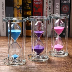 Tell the Time Crystal Hourglass